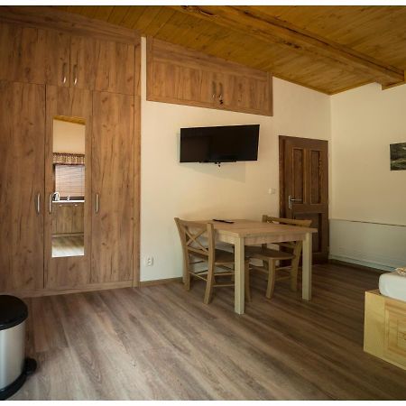 Pension U Lipy Bynovec Buitenkant foto